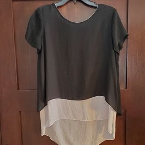 Ana black and white dress top